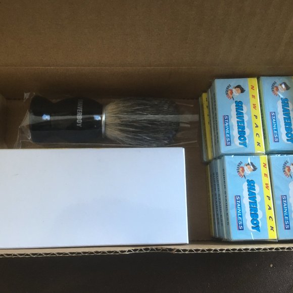 Razor Kit - Picture 2 of 8